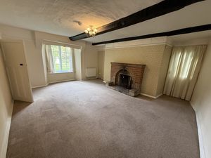 Living Room- click for photo gallery